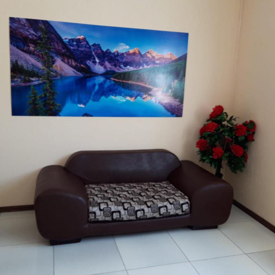 Hostel - Ns Prestige Σιμκέντ Εξωτερικό φωτογραφία
