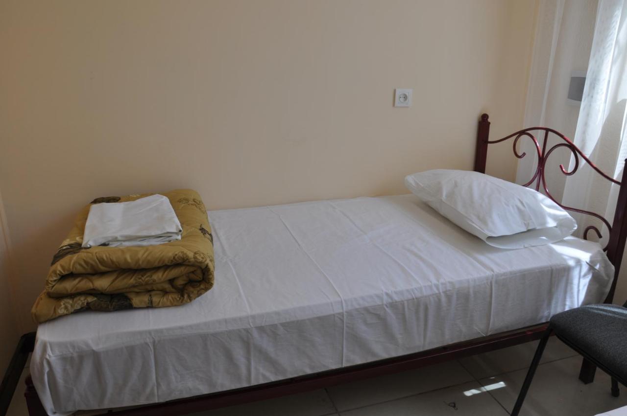Hostel - Ns Prestige Σιμκέντ Εξωτερικό φωτογραφία
