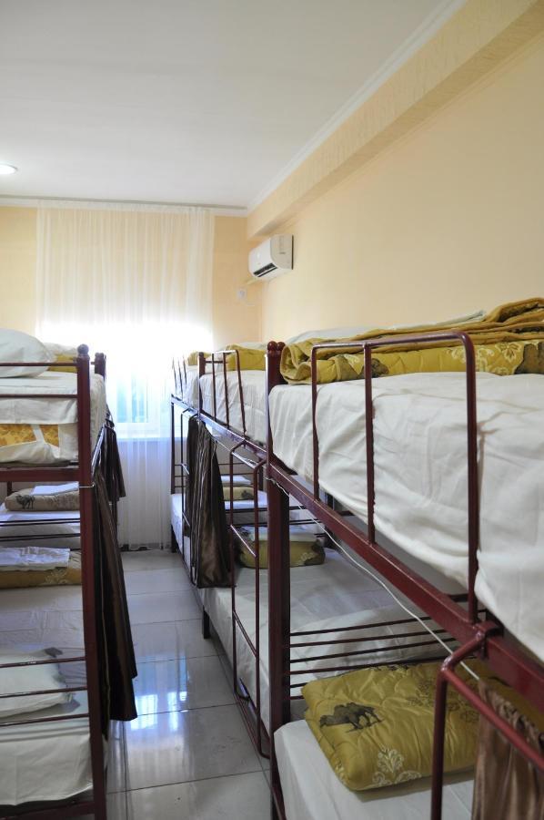Hostel - Ns Prestige Σιμκέντ Εξωτερικό φωτογραφία
