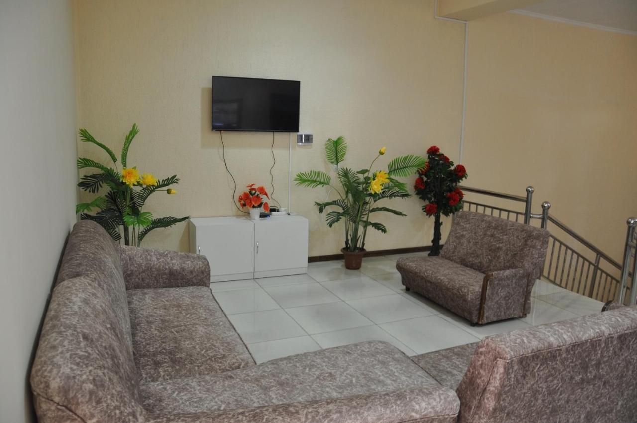 Hostel - Ns Prestige Σιμκέντ Εξωτερικό φωτογραφία