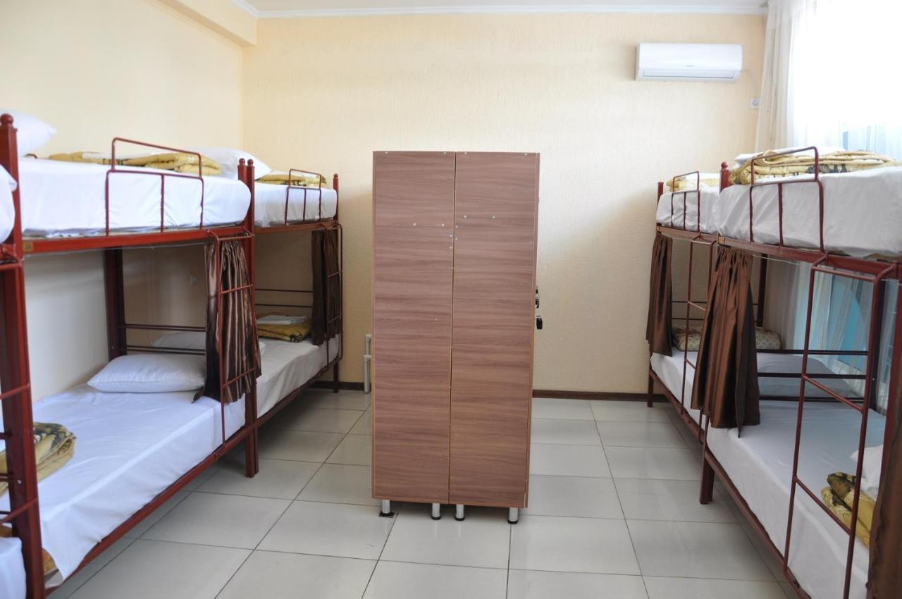 Hostel - Ns Prestige Σιμκέντ Εξωτερικό φωτογραφία